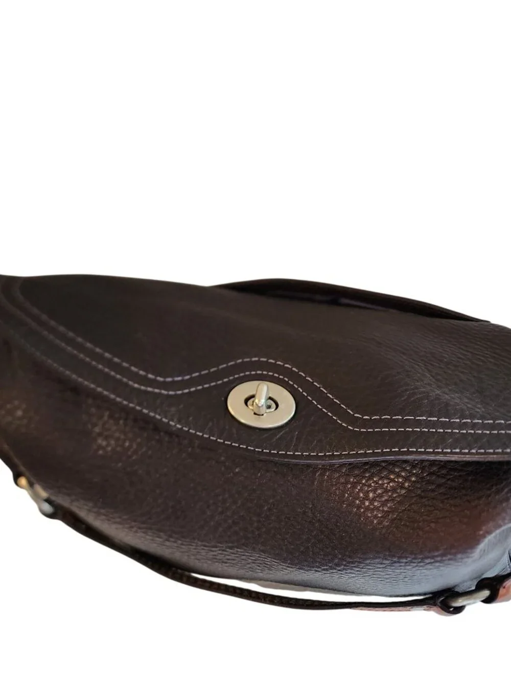 Vintage Coach Chelsea Hobo bag (Style 10131/10132) crafted from dark brown pebbl
